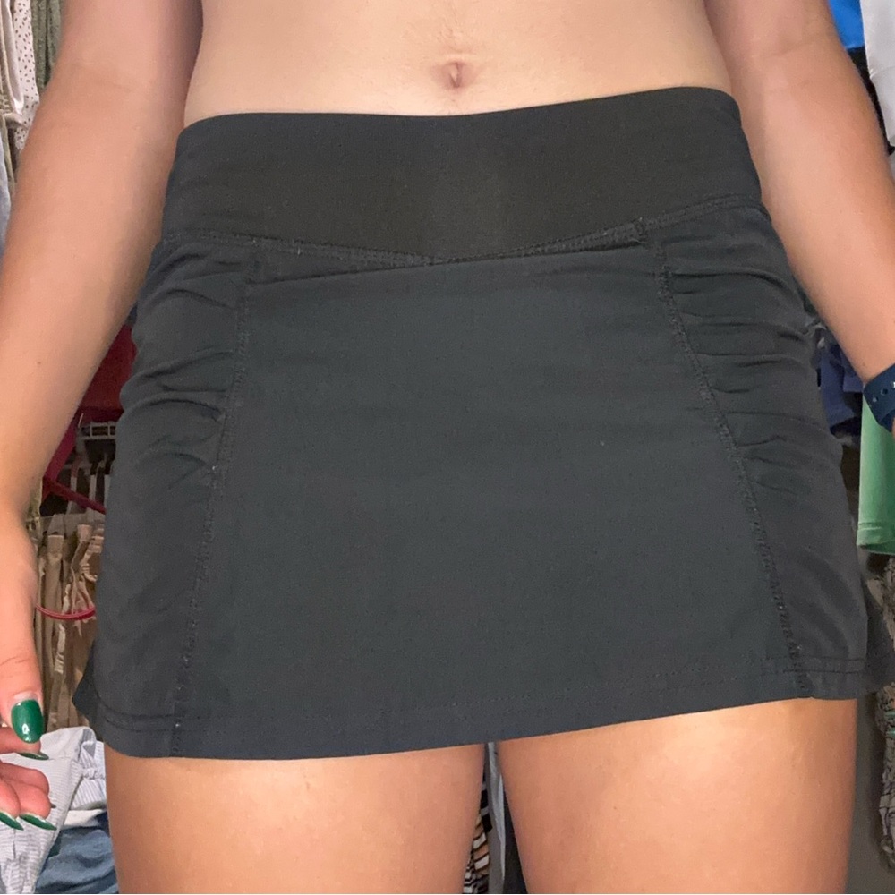 C9 by Champion kids black tennis skirt with pink accent